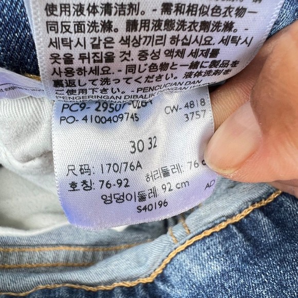 Levi's Premium 502 Taper Fit Men's Straight Leg Jeans 30 x 32 - Picture 9 of 13